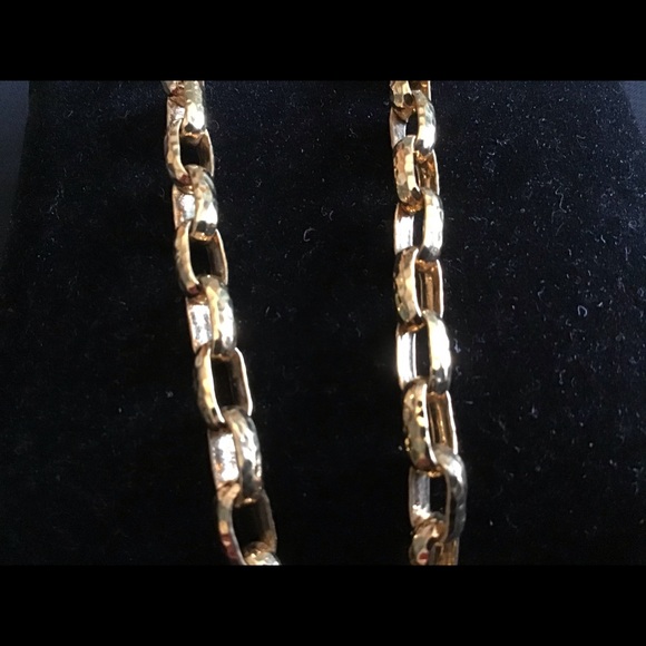 VINTAGE MONET BLACK PENDANT HEAVY CHAIN NECKLACE - Picture 4 of 6